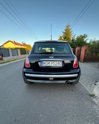 MINI Cooper cena 10000 przebieg: 180000, rok produkcji 2002 z Starachowice małe 137